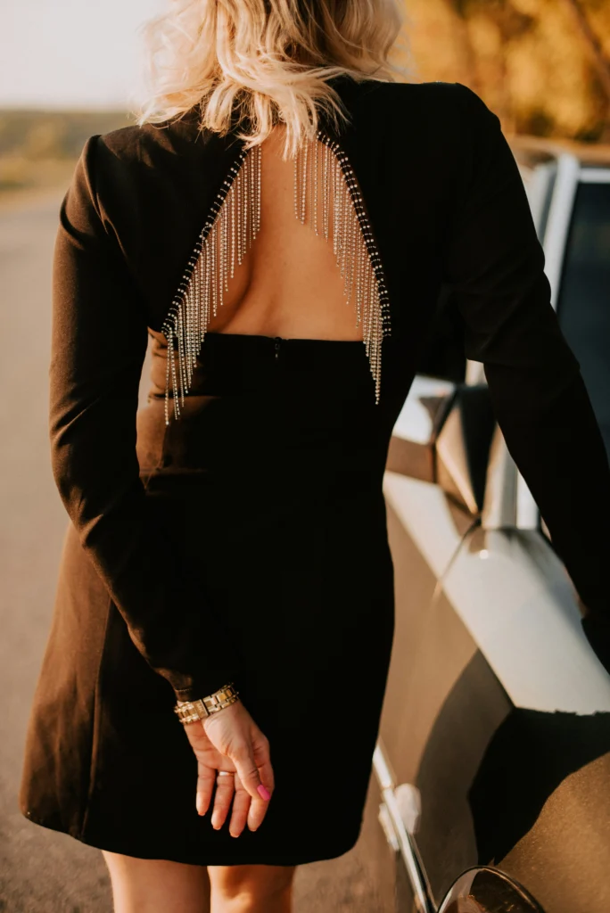 Black Outfit Inspiration That’s Effortlessly Elegant