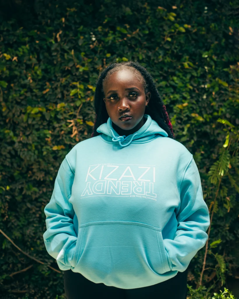 12 Stylish Hoodie Outfit Ideas for Women Who Love Cozy Vibes