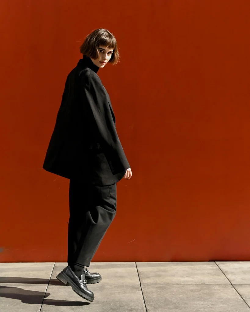 Black Outfit Inspiration That’s Effortlessly Elegant