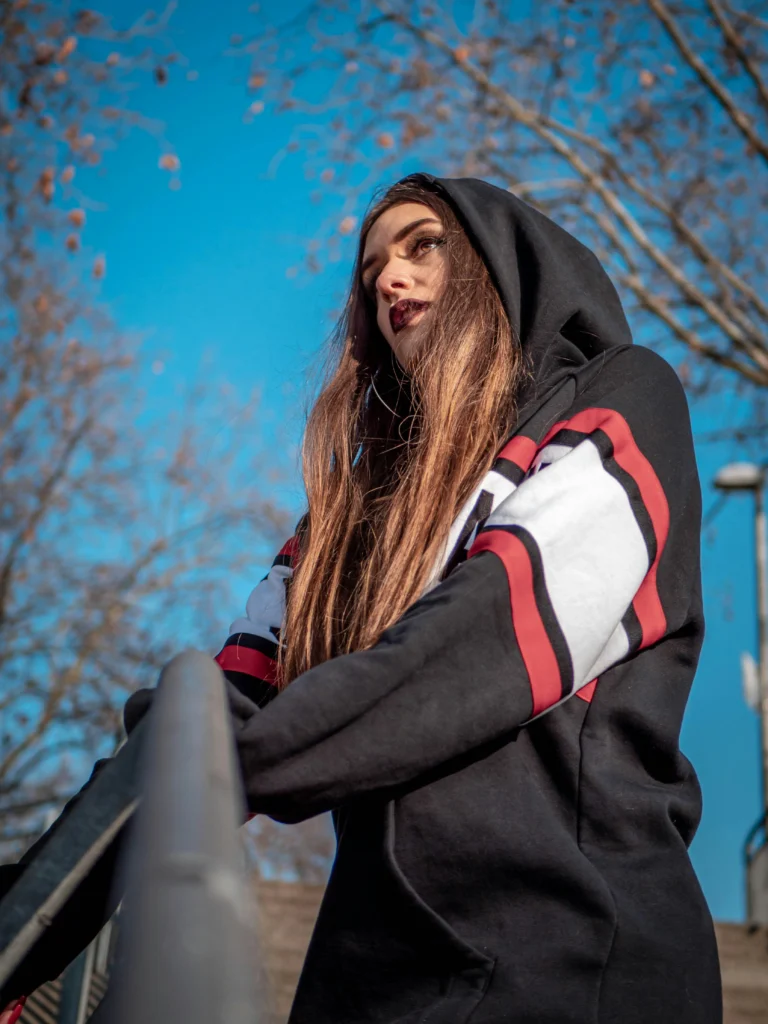 12 Chic Hoodie Outfit Looks for Women on the Go