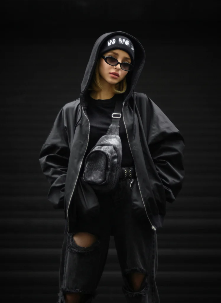 12 Cute Hoodie Outfit Ideas for Women Who Love Street Style