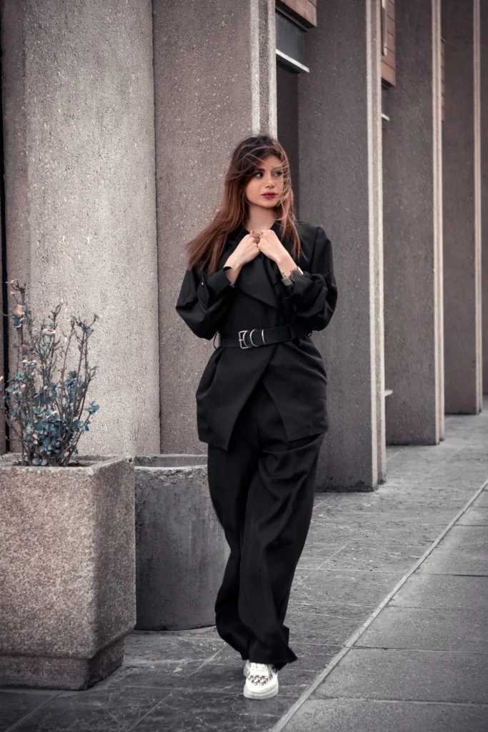 13 Black Outfit Ideas That Make You Look Like a Fashion Icon