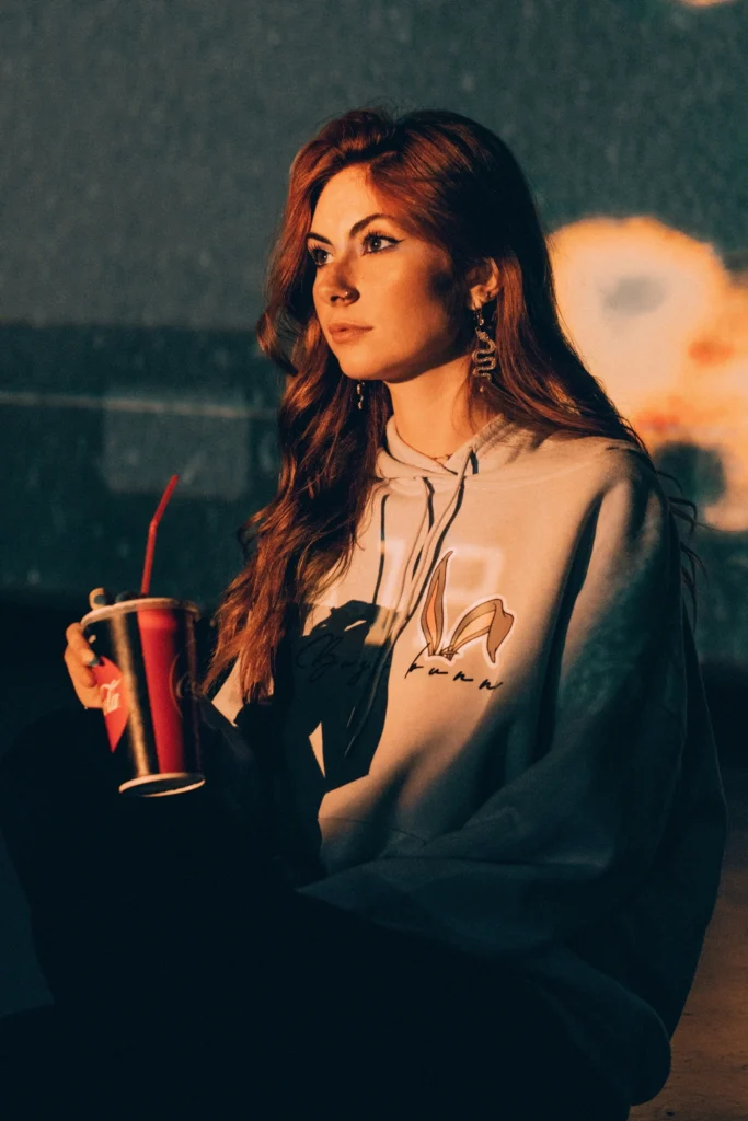 13 Hoodie Outfit Looks That Mix Comfort and Confidence