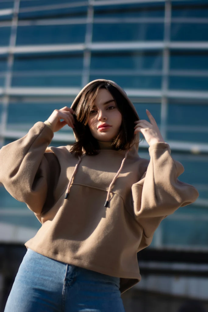 11 Hoodie Outfit Ideas for Women Who Love Effortless Chic