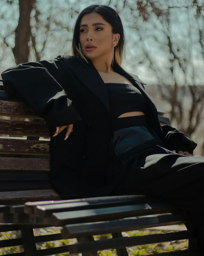 Sleek Black Outfit Ideas That Command Attention Instantly