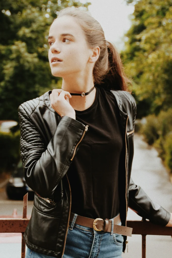 How To Style Black Outfits Like A Fashion Pro