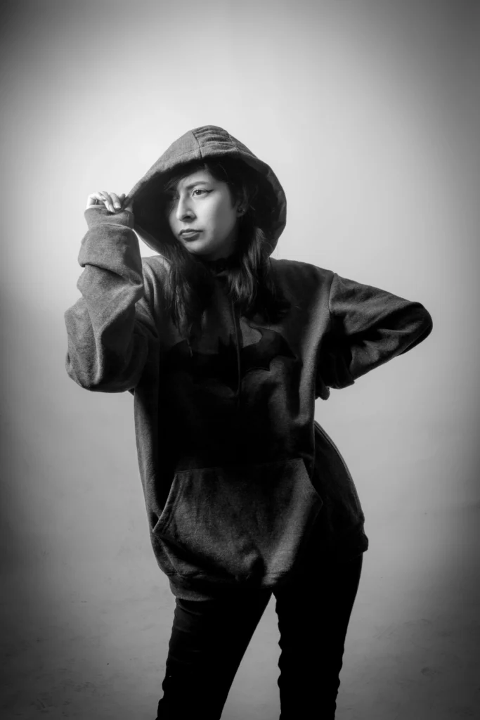 12 Cute Hoodie Outfit Ideas for Women Who Love Street Style