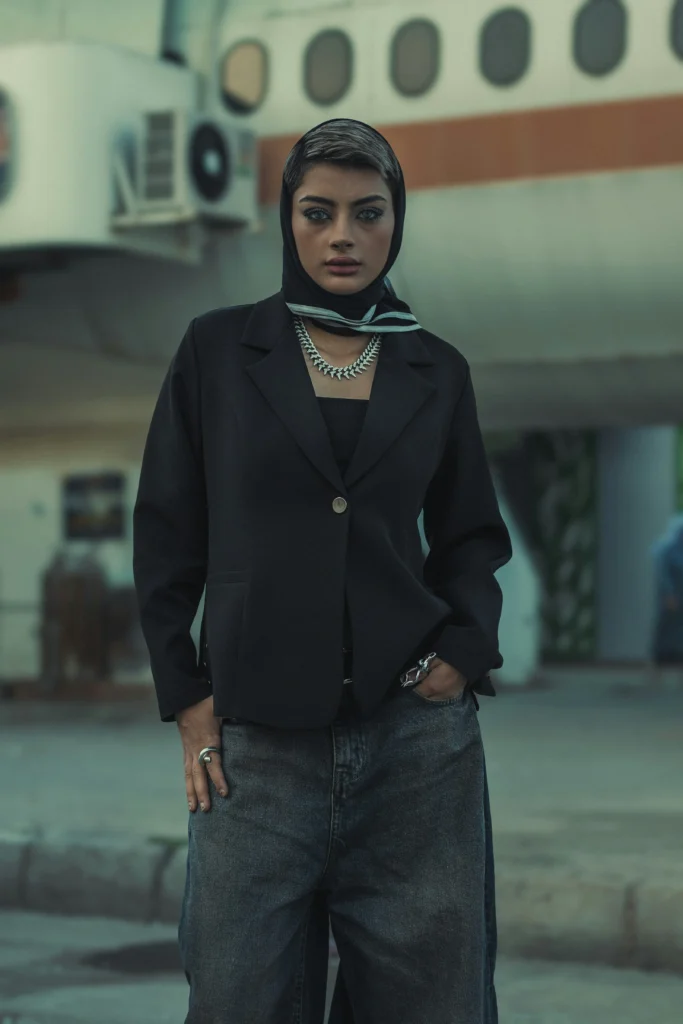 Black Outfit Looks That Effortlessly Elevate Your Style