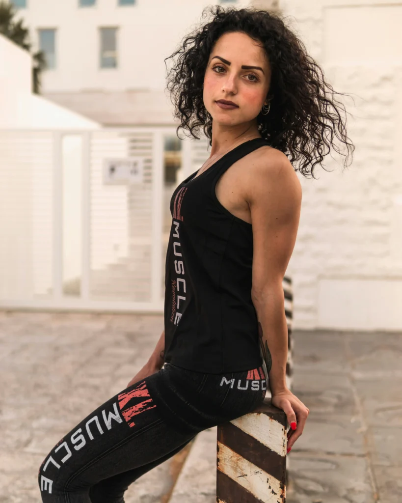 15 Gym Outfit Ideas for Women Who Love To Look Stylish