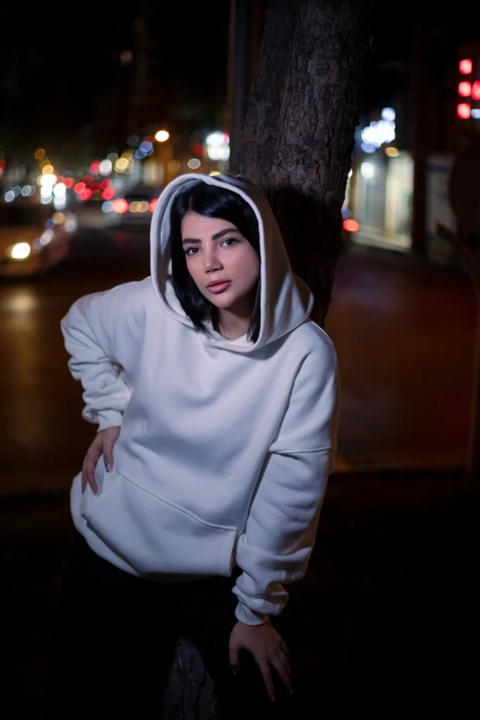 13 Hoodie Outfit Looks That Mix Comfort and Confidence