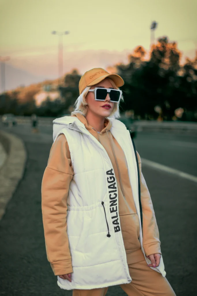 11 Hoodie Outfit Ideas for Women Who Love Effortless Chic