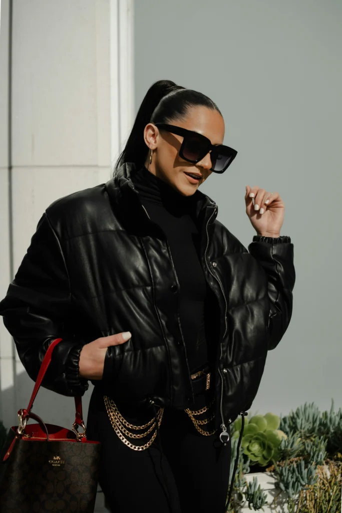 Stunning Black Outfit Ideas That Are Always in Style