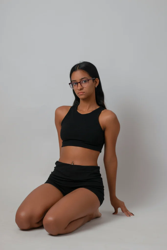 15 Gym Outfit Ideas for Women Who Love To Look Stylish