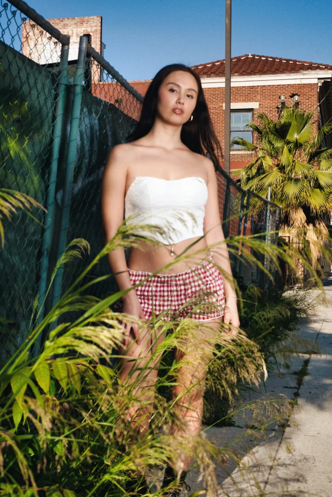 14 Everyday Outfit Inspiration Ideas For Women On The Go