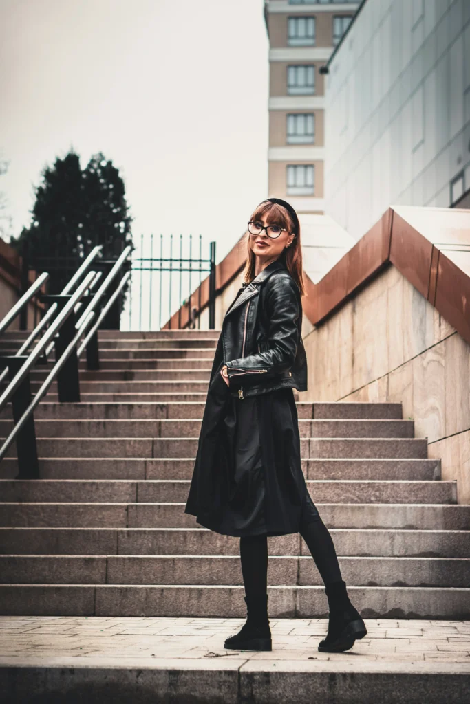 Modern Black Outfit Inspiration for Everyday Chic
