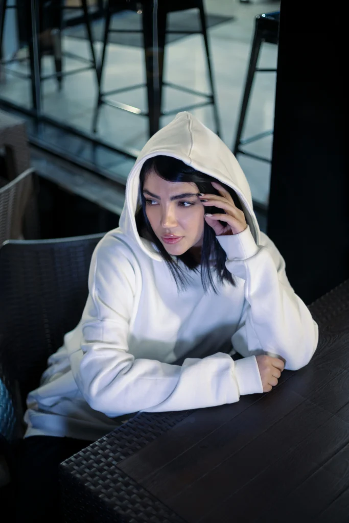 12 Hoodie Outfit Ideas That Are Perfect for Everyday Wear